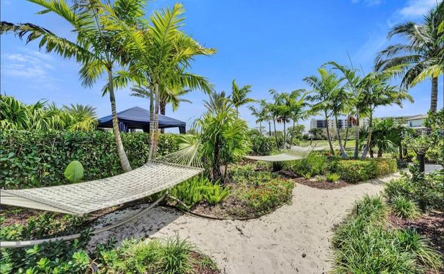 4519 SILVERWOOD Lane N, Oakland Park, FL 33309