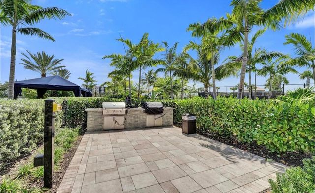 4519 SILVERWOOD Lane N, Oakland Park, FL 33309