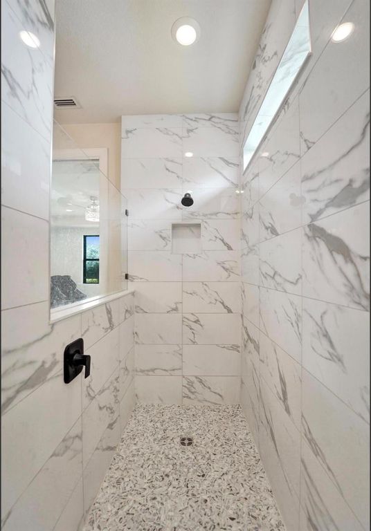 Image 16 of property listing at 4519 SILVERWOOD Lane N, Oakland Park, FL 33309