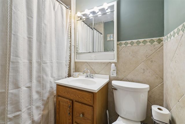 410 1st Street S, Newton, IA 50208