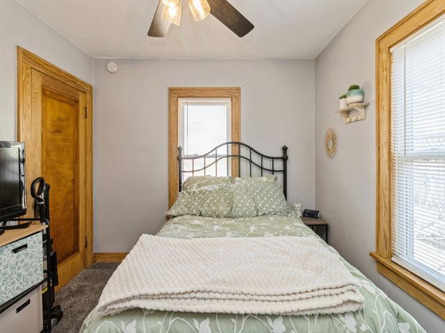 410 1st Street S, Newton, IA 50208