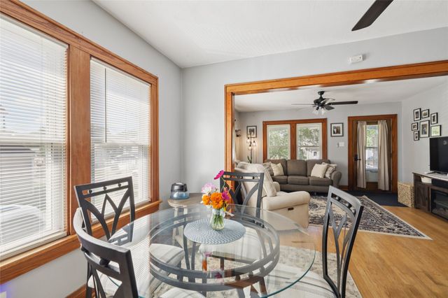 410 1st Street S, Newton, IA 50208