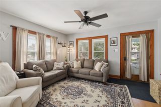 410 1st Street S, Newton, IA 50208