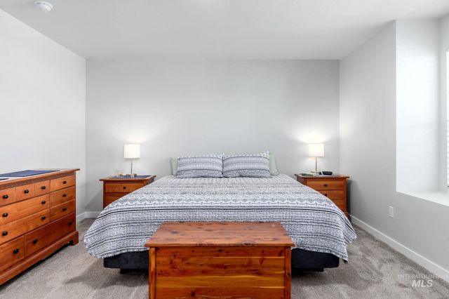 6039 W Mikonos St, Meridian, ID 83646