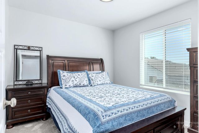 6039 W Mikonos St, Meridian, ID 83646
