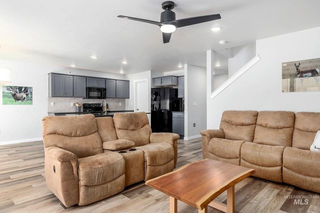 6039 W Mikonos St, Meridian, ID 83646