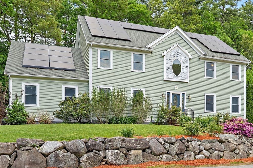 139 Willow Street, Acton, MA 01720