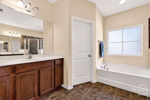 16 Litchfield Drive, Savannah, GA 31419