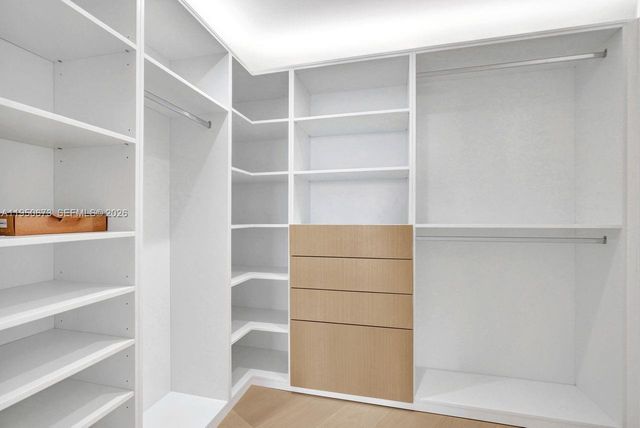 1111 Crandon Blvd A808, Key Biscayne, FL 33149