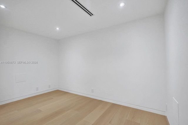 1111 Crandon Blvd A808, Key Biscayne, FL 33149