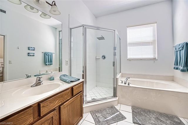 9813 Quinta Artesa WAY 105, Fort Myers, FL 33908