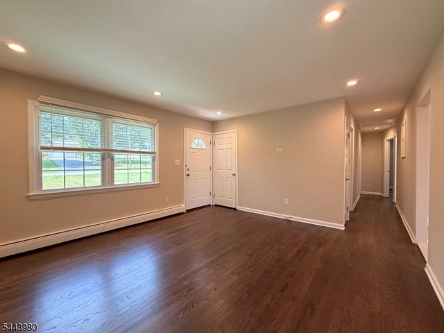 40 Ridge Rd, Mount Olive Twp., NJ 07828