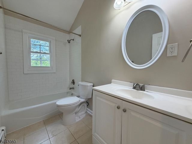 40 Ridge Rd, Mount Olive Twp., NJ 07828