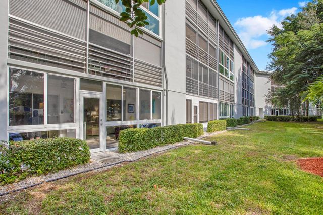 3001 Portofino Isle L1, Coconut Creek, FL 33066