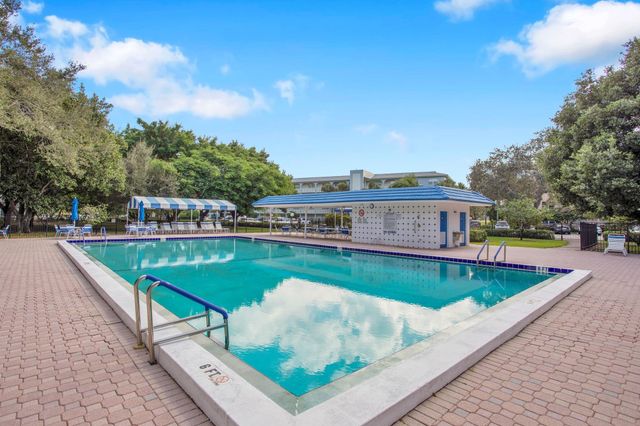 3001 Portofino Isle L1, Coconut Creek, FL 33066