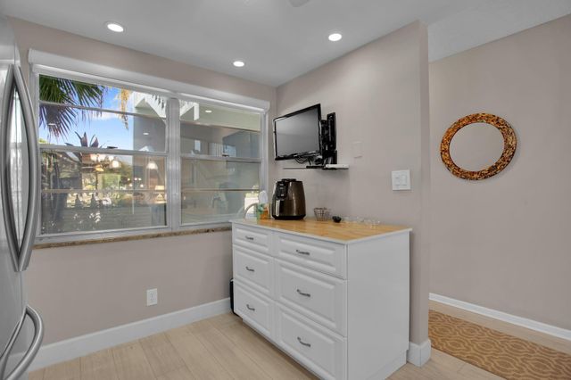 3001 Portofino Isle L1, Coconut Creek, FL 33066