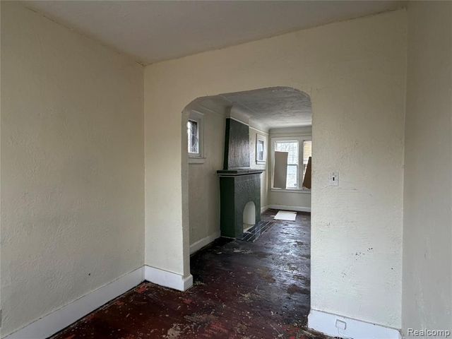 14901 Sorrento Street, Detroit, MI 48227