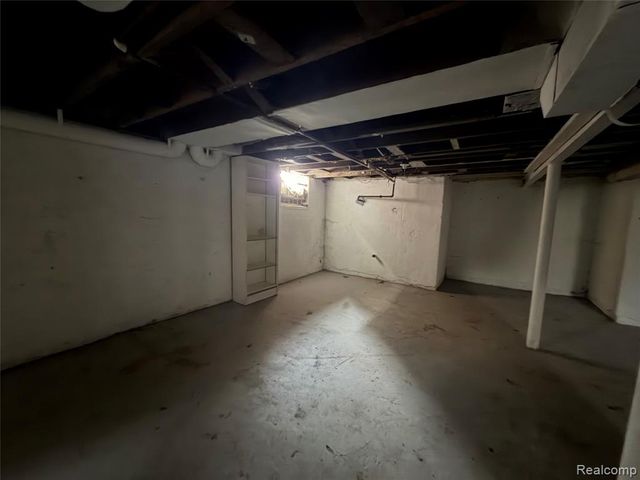 14901 Sorrento Street, Detroit, MI 48227