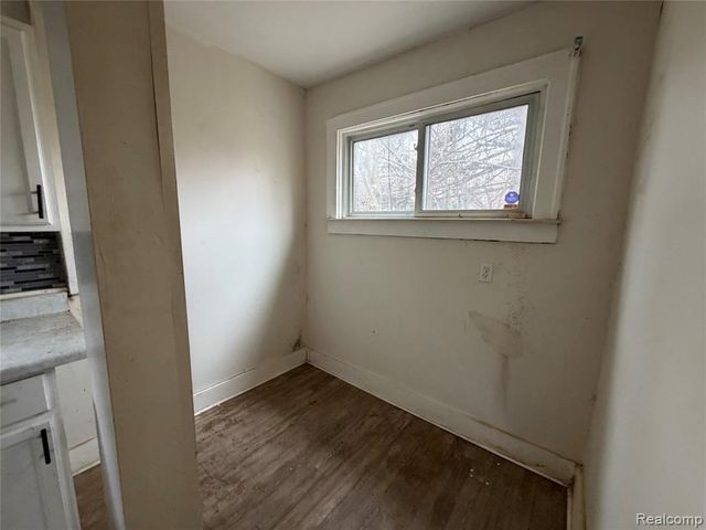 14901 Sorrento Street, Detroit, MI 48227