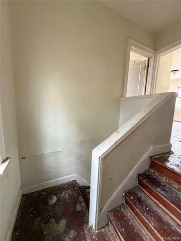 14901 Sorrento Street, Detroit, MI 48227