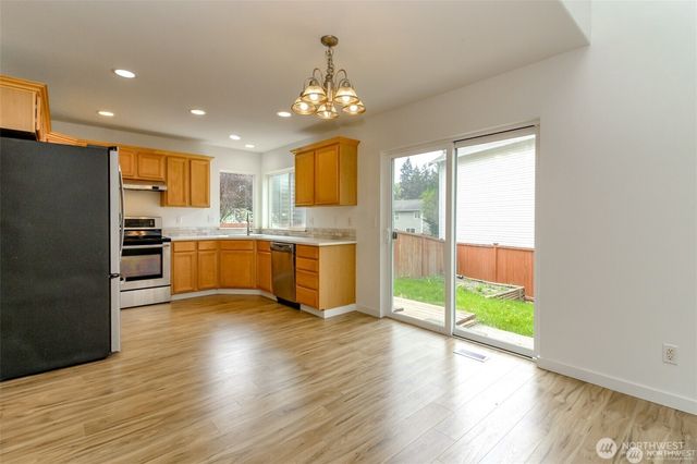 14810 68th Ave E, Puyallup, WA 98375