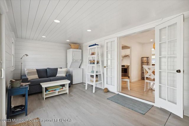 65 Pearce Avenue, Manasquan, NJ 08736