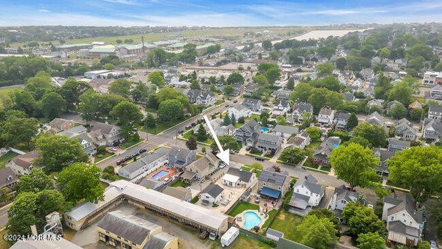 65 Pearce Avenue, Manasquan, NJ 08736