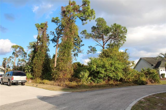 2250 STONEGATE CIRCLE, Port Charlotte, FL 33948