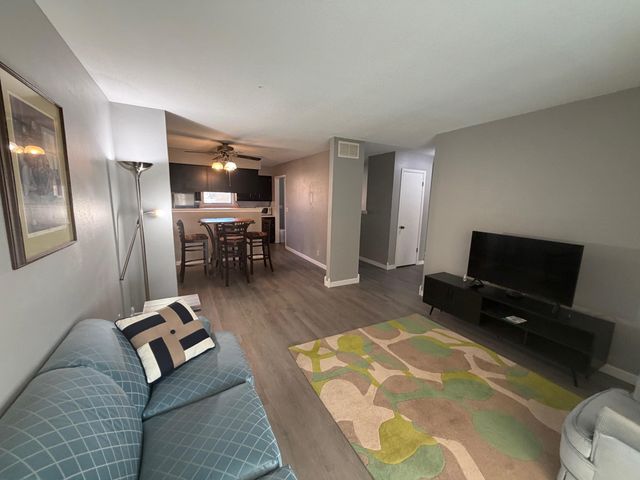 9421 W 16th St No., Wichita, KS 67212