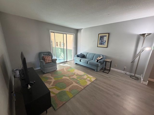 9421 W 16th St No., Wichita, KS 67212