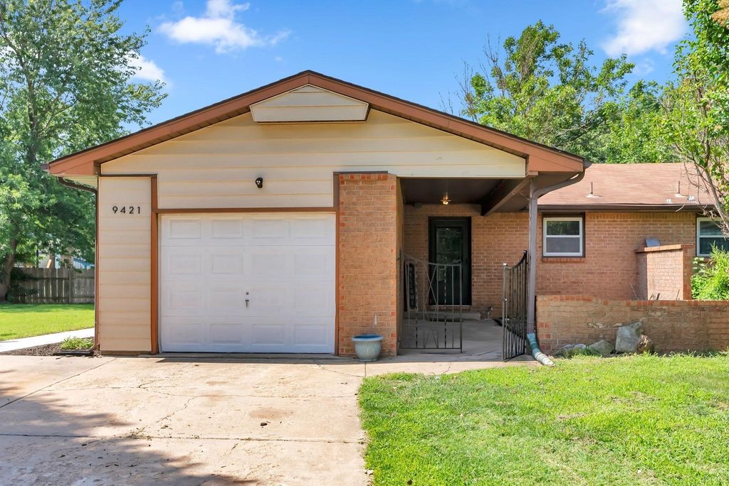 9421 W 16th St No., Wichita, KS 67212