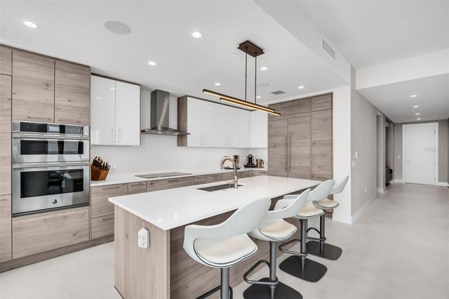 301 1ST STREET S 2501, St Petersburg, FL 33701