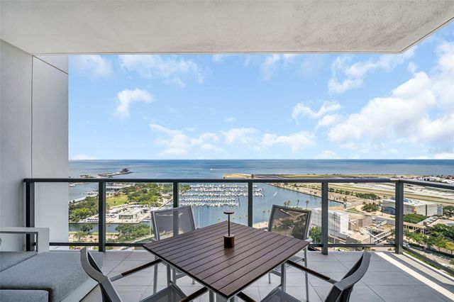 301 1ST STREET S 2501, St Petersburg, FL 33701