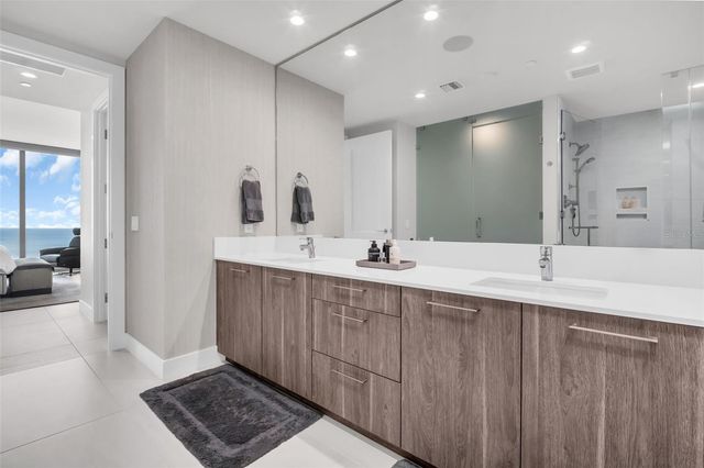 301 1ST STREET S 2501, St Petersburg, FL 33701