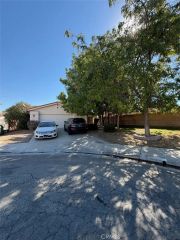 44114 Radcliff Court, Lancaster, CA 93536