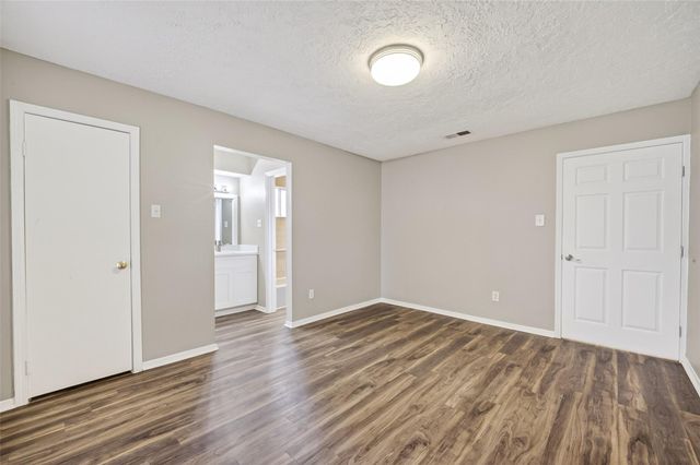 12711 Shannon Hills Drive, Houston, TX 77099