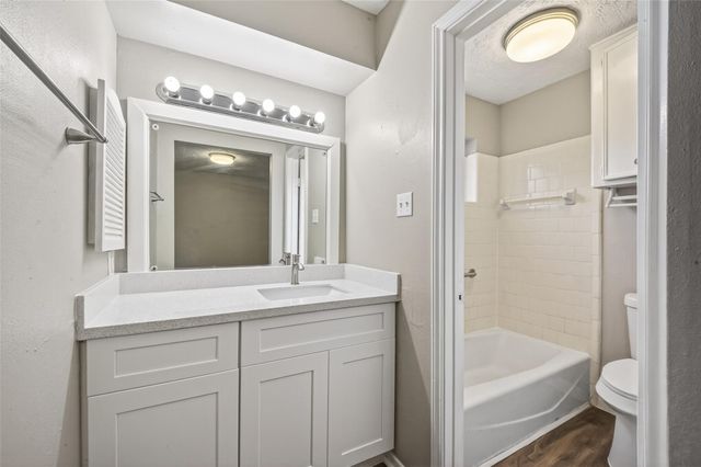 12711 Shannon Hills Drive, Houston, TX 77099