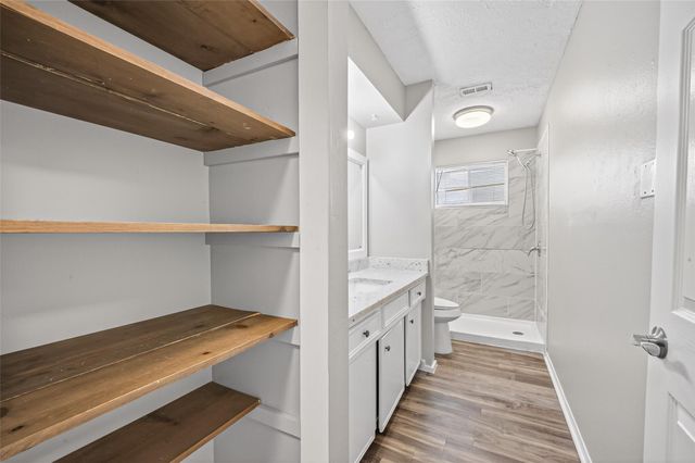 12711 Shannon Hills Drive, Houston, TX 77099