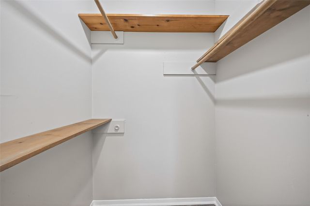 12711 Shannon Hills Drive, Houston, TX 77099