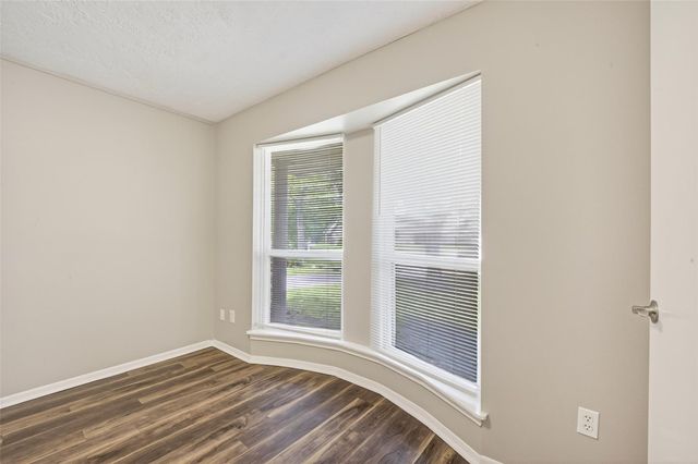 12711 Shannon Hills Drive, Houston, TX 77099