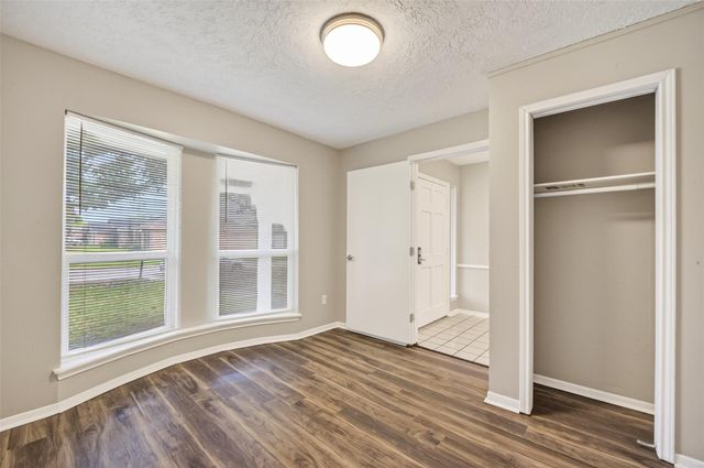 12711 Shannon Hills Drive, Houston, TX 77099