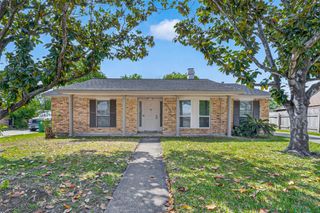 12711 Shannon Hills Drive, Houston, TX 77099