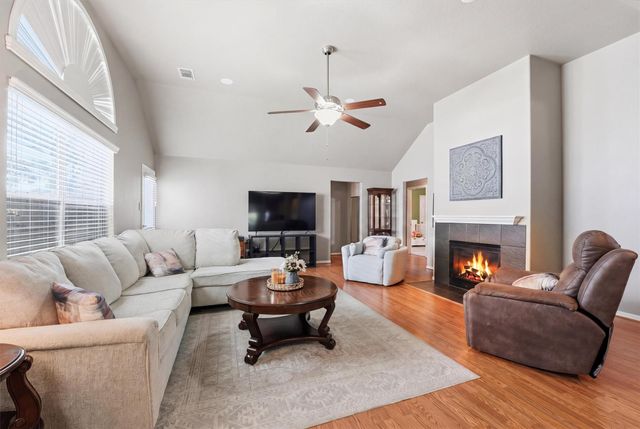 15410 Hickory Dale Street, Cypress, TX 77429