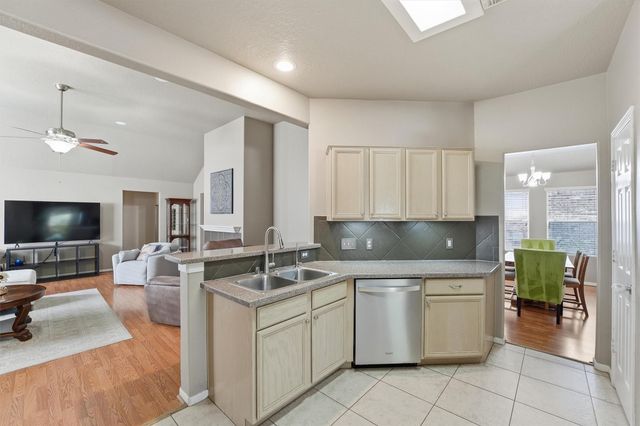 15410 Hickory Dale Street, Cypress, TX 77429