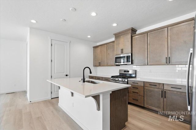 11180 W Campanula Ct, Star, ID 83669
