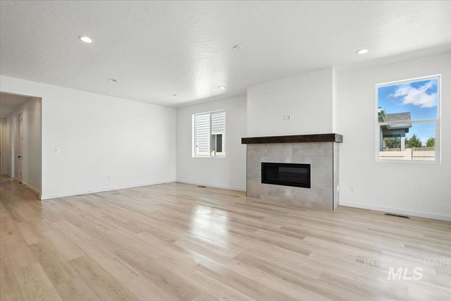 11180 W Campanula Ct, Star, ID 83669