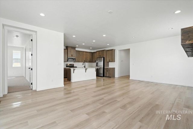 11180 W Campanula Ct, Star, ID 83669