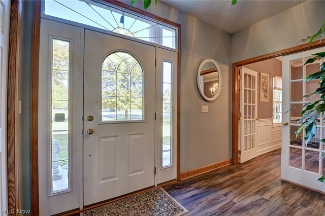 2390 Auberry Drive, Akron, OH 44312