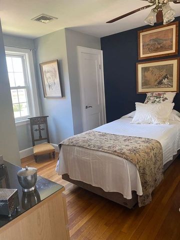 41 Bronx Rd, Boston, MA 02132
