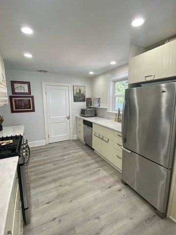 41 Bronx Rd, Boston, MA 02132